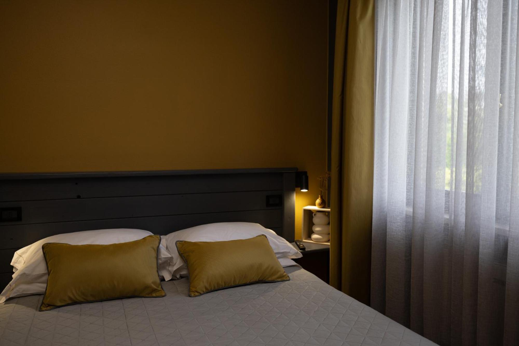 מנרבה דל גארדה Hotel Florence חדר תמונה